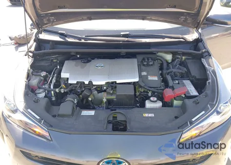 2021 Toyota Prius Le z USA, uszkodzony, nr VIN JTDKAMFU2M3131362